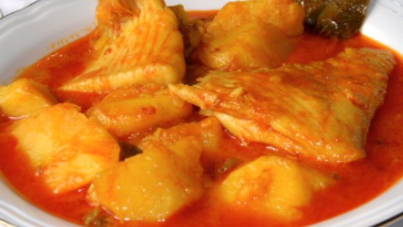 Papas guisadas con raya manilva